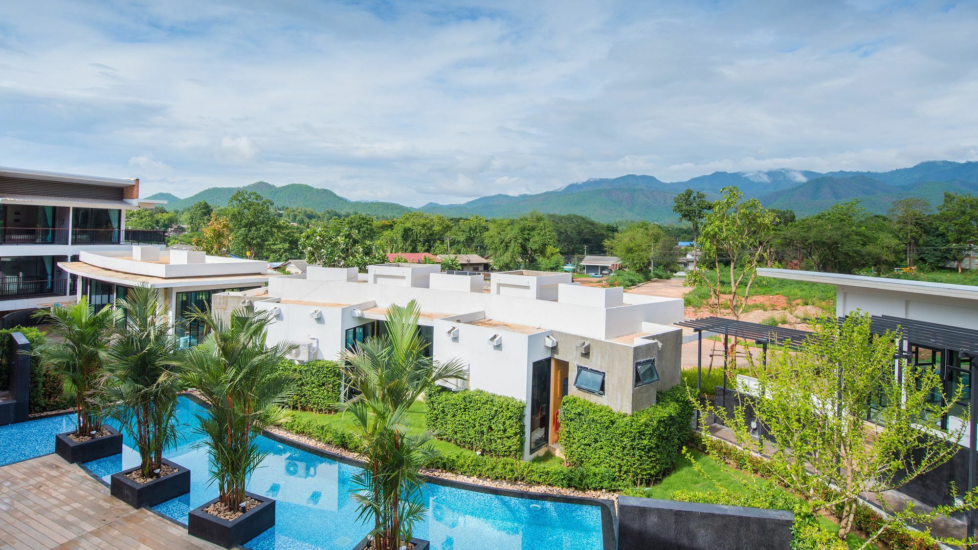 B2 Mae Hong Son Premier Hotel Exterior photo